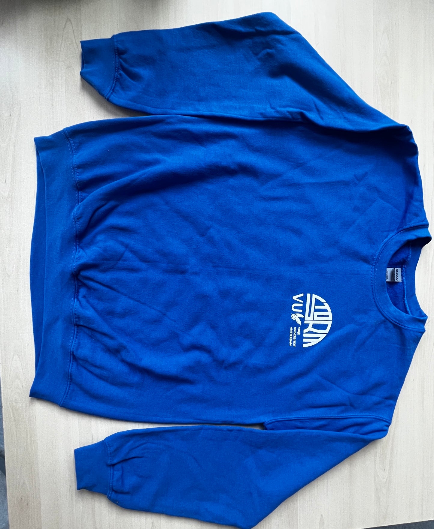 Intro 2023 sweater